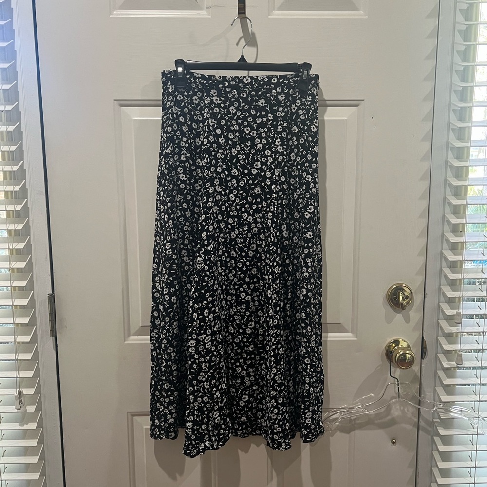 Banana Republic Black Maxi Skirt with White Floral Print